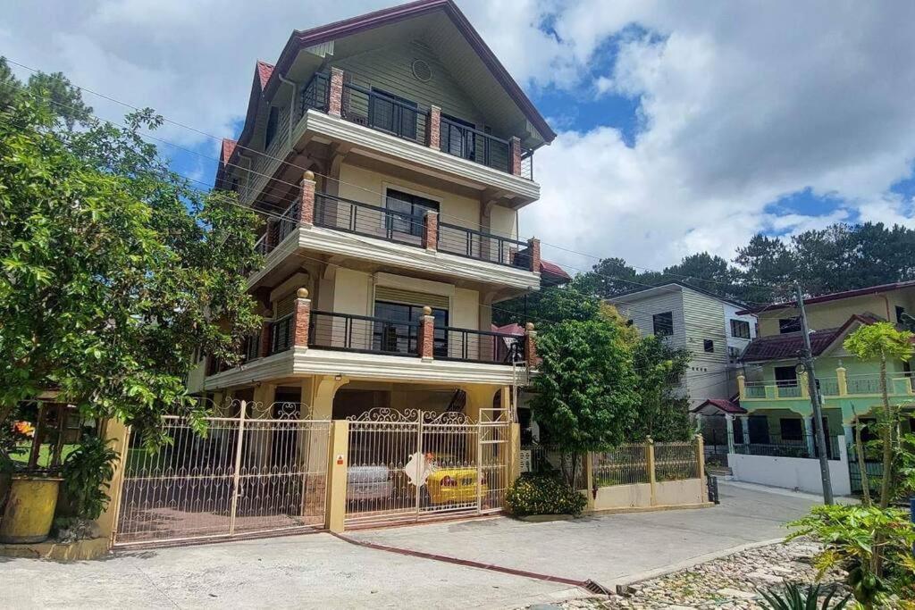 Malbros Guest House Baguio City Buitenkant foto