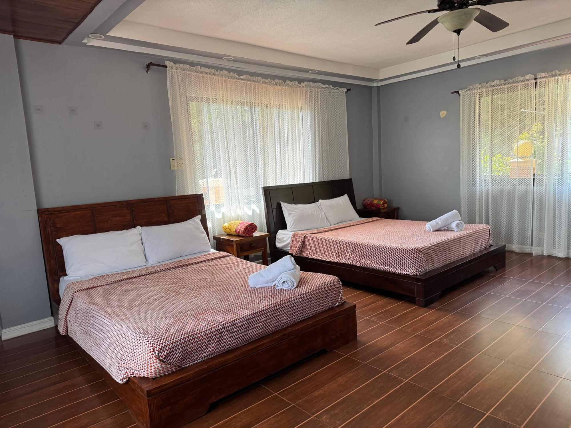 Malbros Guest House Baguio City Buitenkant foto